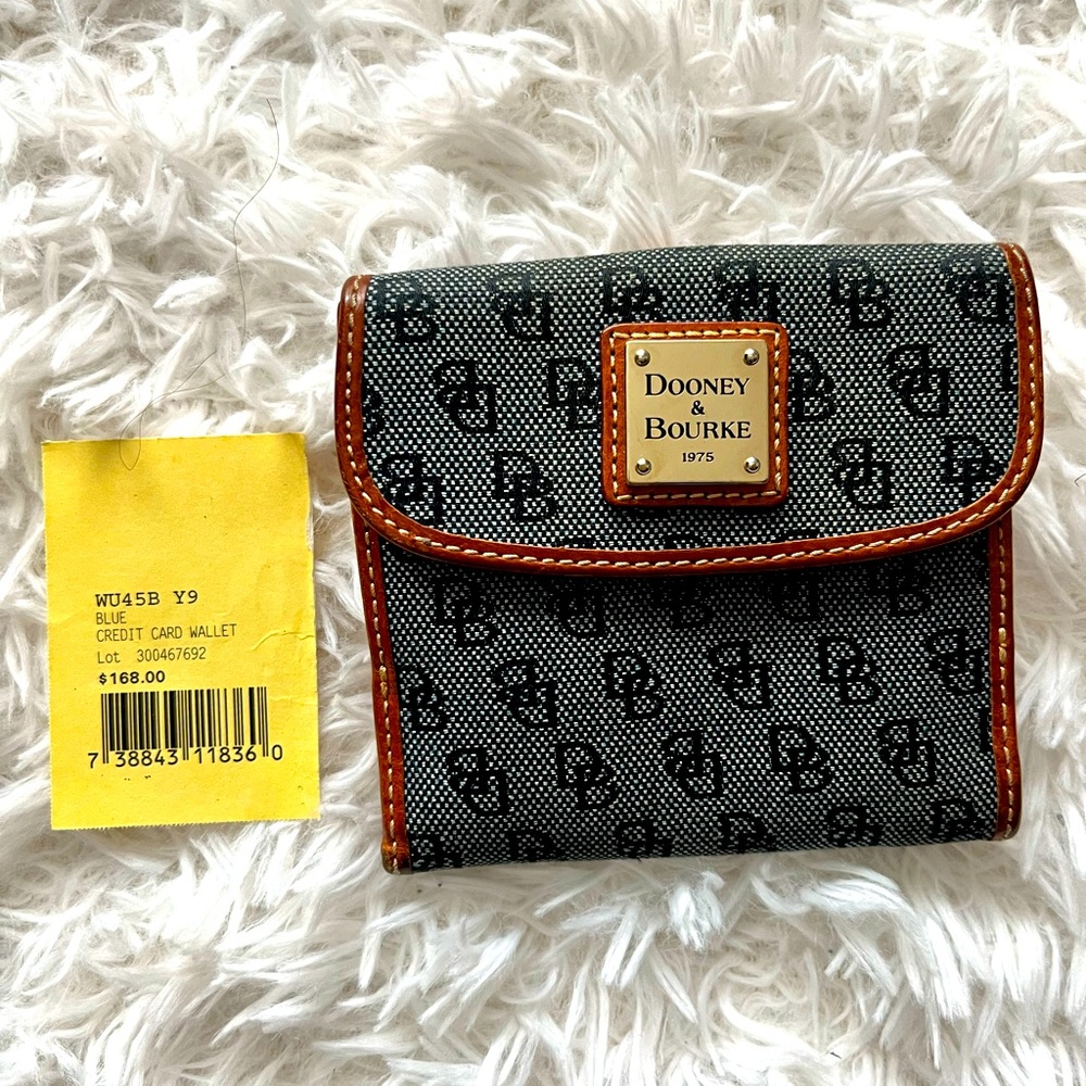 Dooney & Bourke Wallet New With Tag